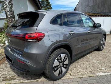 Mercedes EQA 250 — photo 5