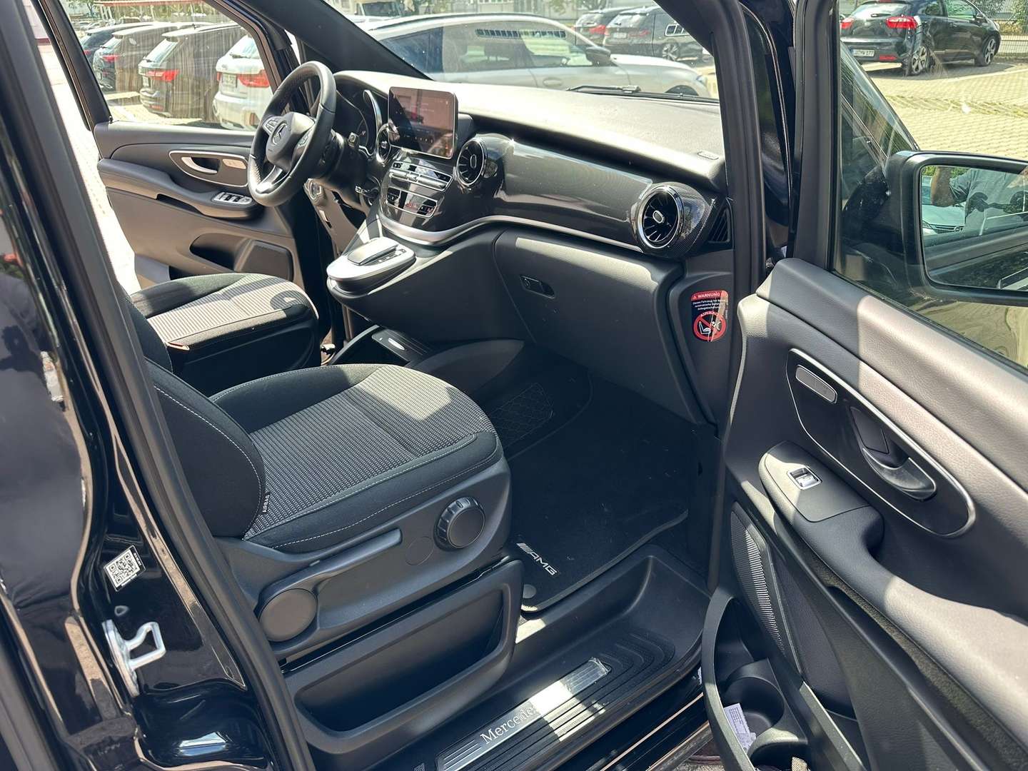 Mercedes V 300 AMG Line - 2023 - Joinsteer - #9