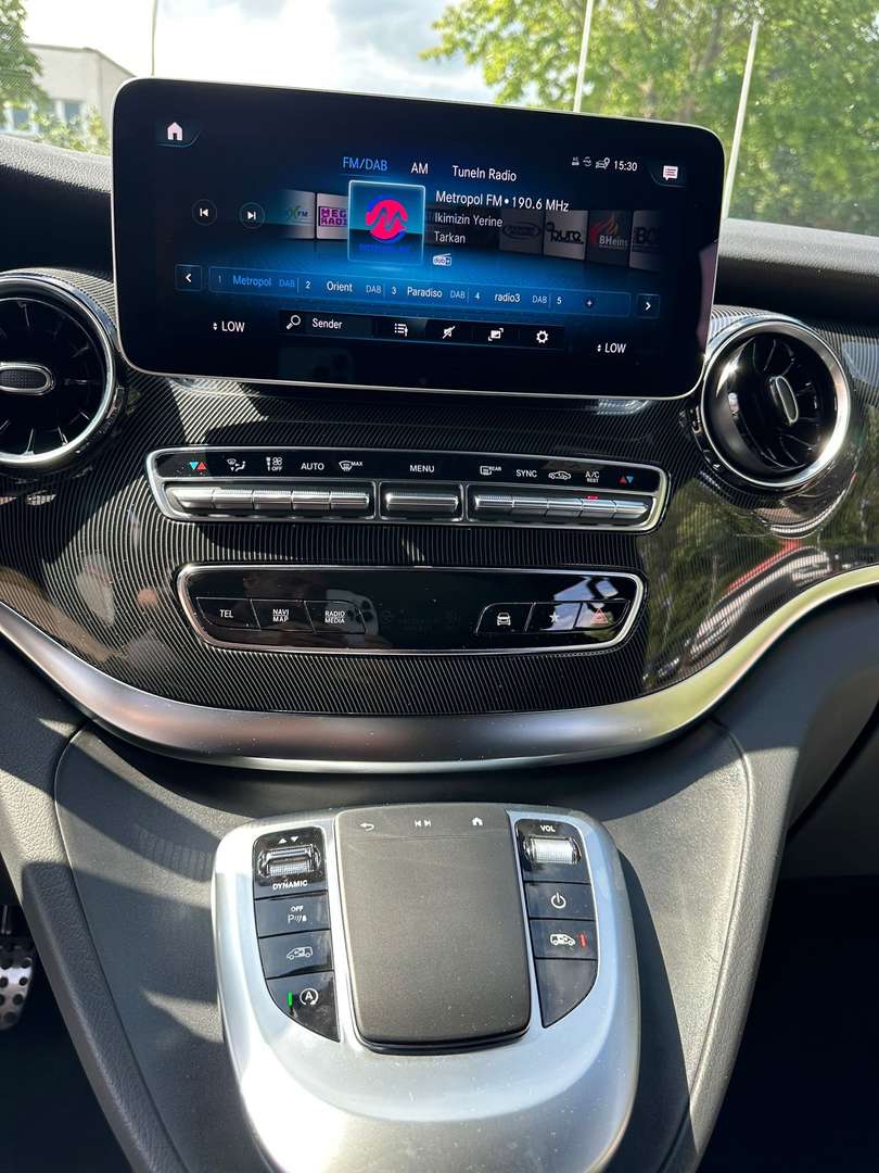 Mercedes V 300 AMG Line - 2023 - Joinsteer - #17