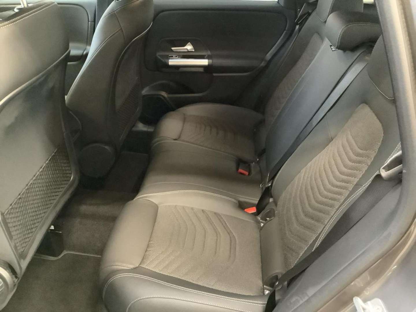 Mercedes Classe B 220 Progressive - 2025 - Joinsteer - #15