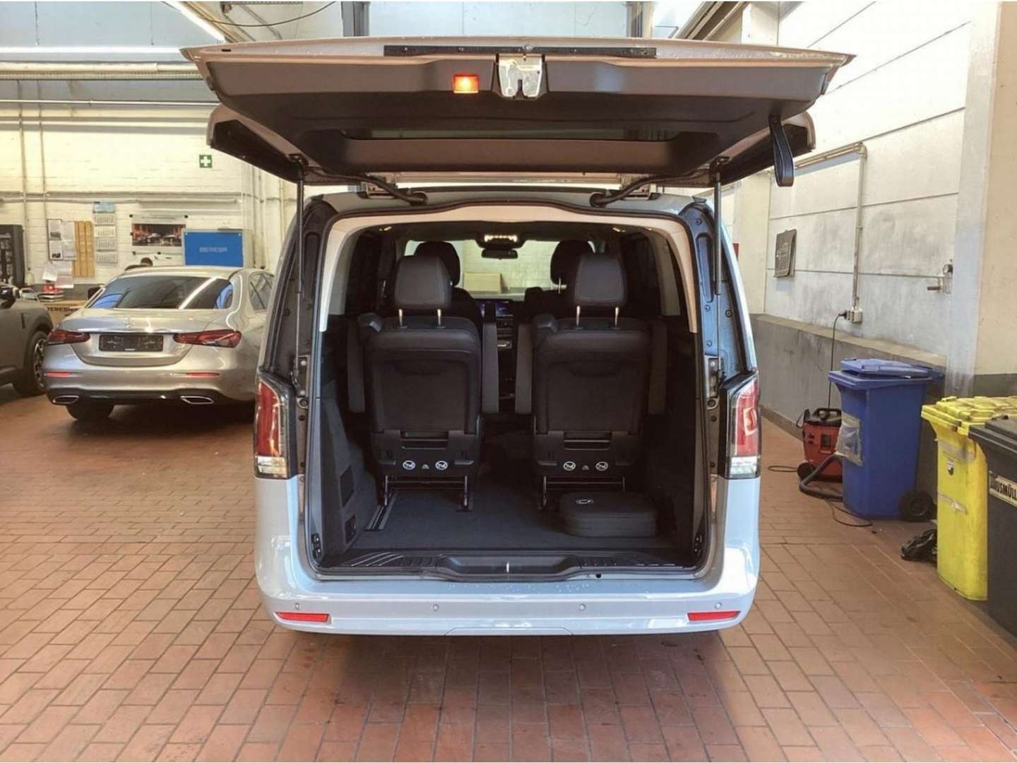 Mercedes EQV 300 Leder - 2024 - Joinsteer - #6