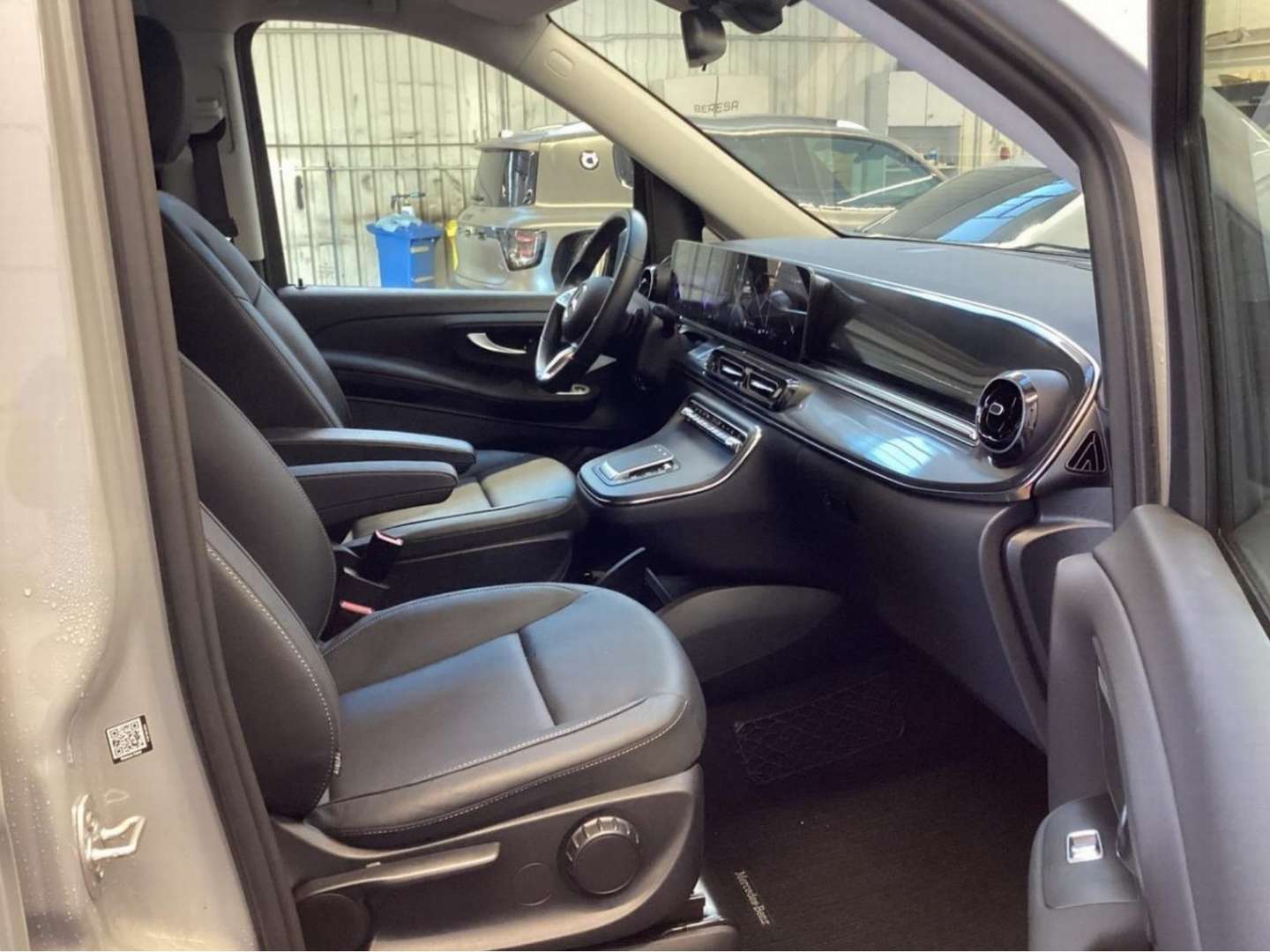 Mercedes EQV 300 Leder - 2024 - Joinsteer - #9