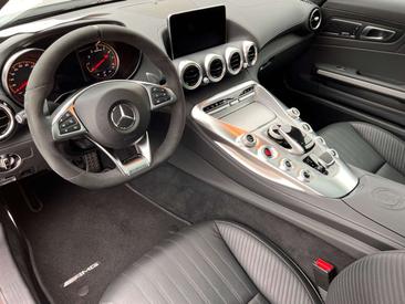 Mercedes AMG GT 4.0 V8 C — photo 11