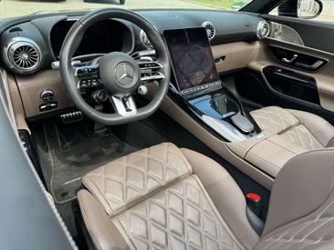 Mercedes SL 63 AMG — photo 14