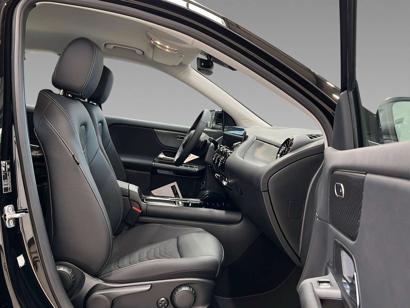 Mercedes GLA 200 - 2025 - Joinsteer - #10