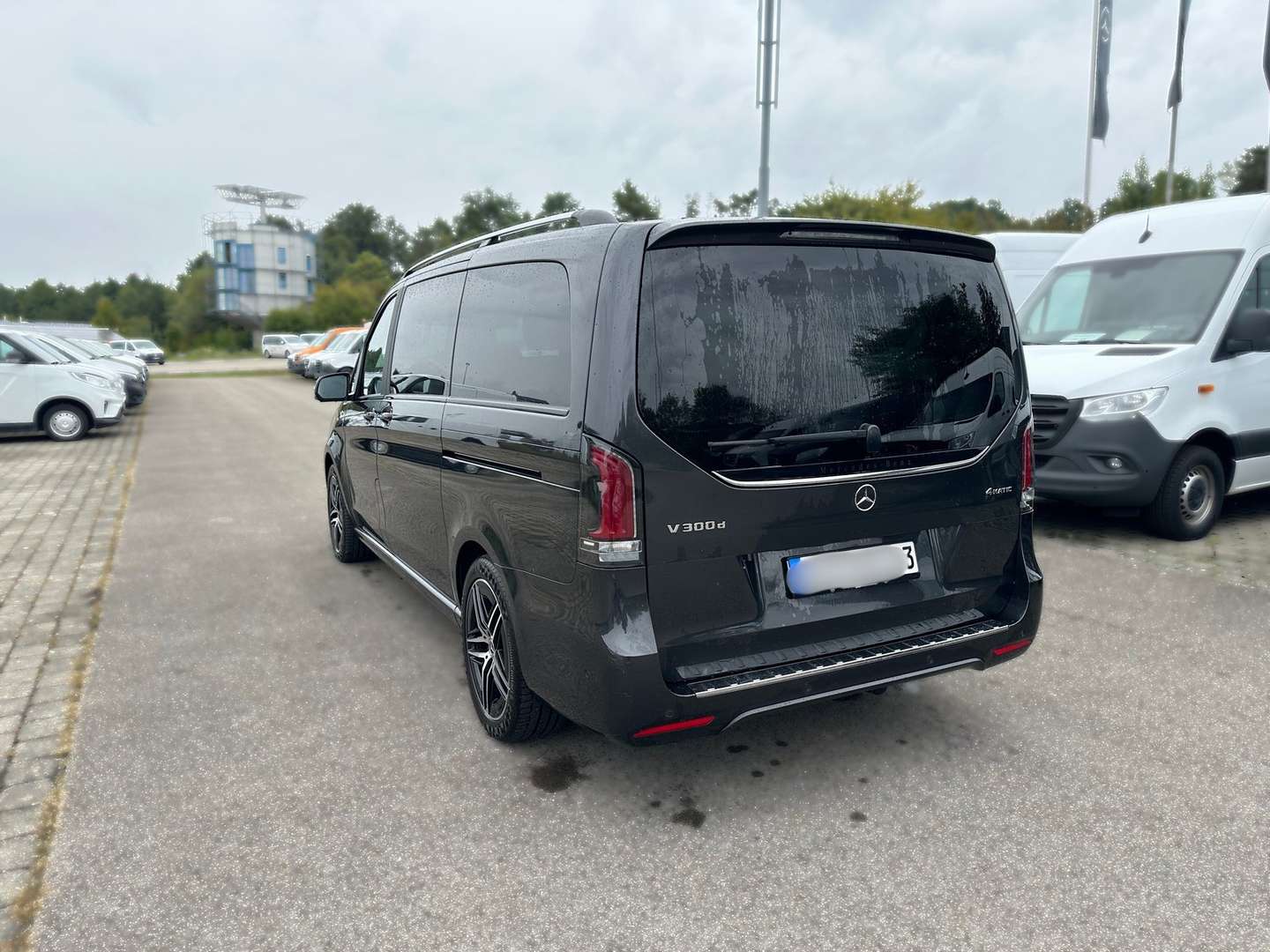 Mercedes V 300 300 Avantgarde - 2025 - Joinsteer - #2