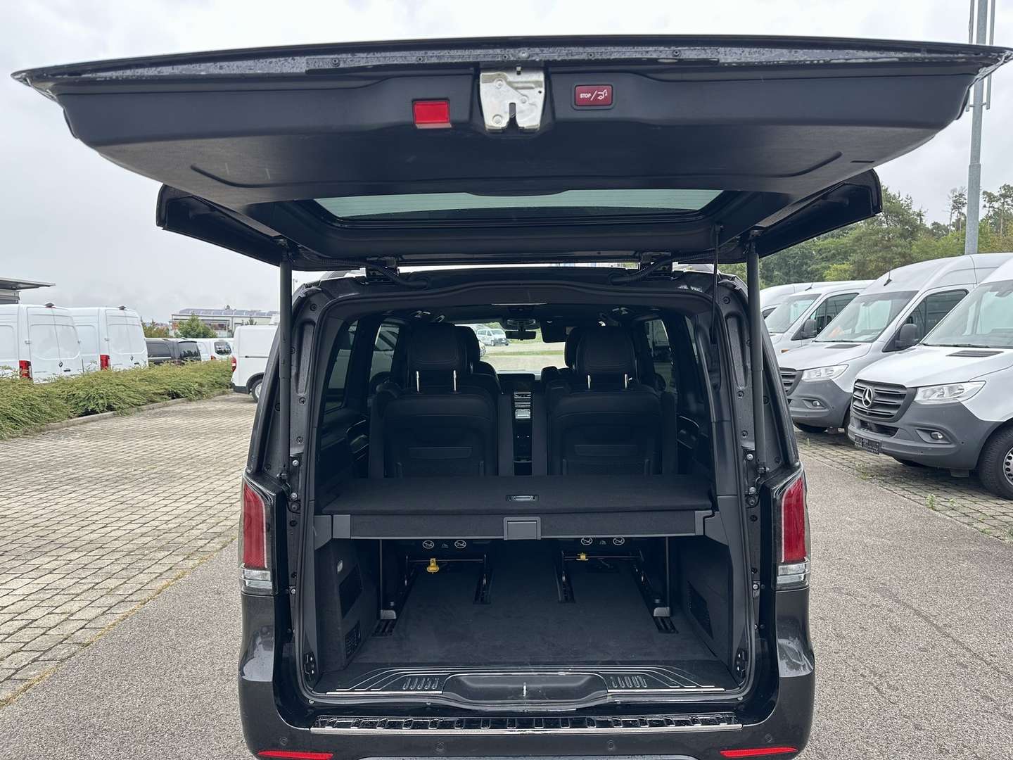 Mercedes V 300 300 Avantgarde - 2025 - Joinsteer - #4