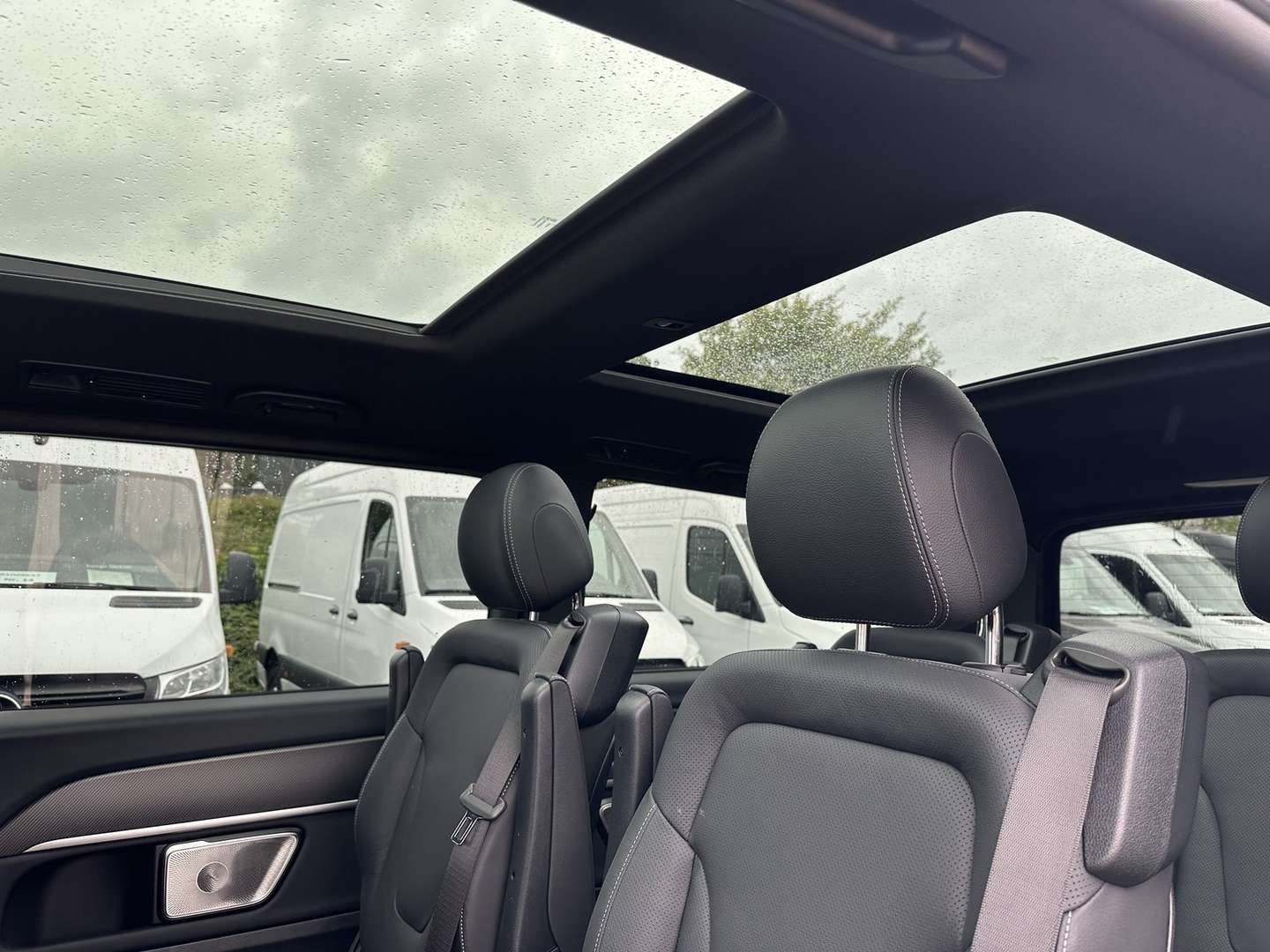 Mercedes V 300 300 Avantgarde - 2025 - Joinsteer - #6