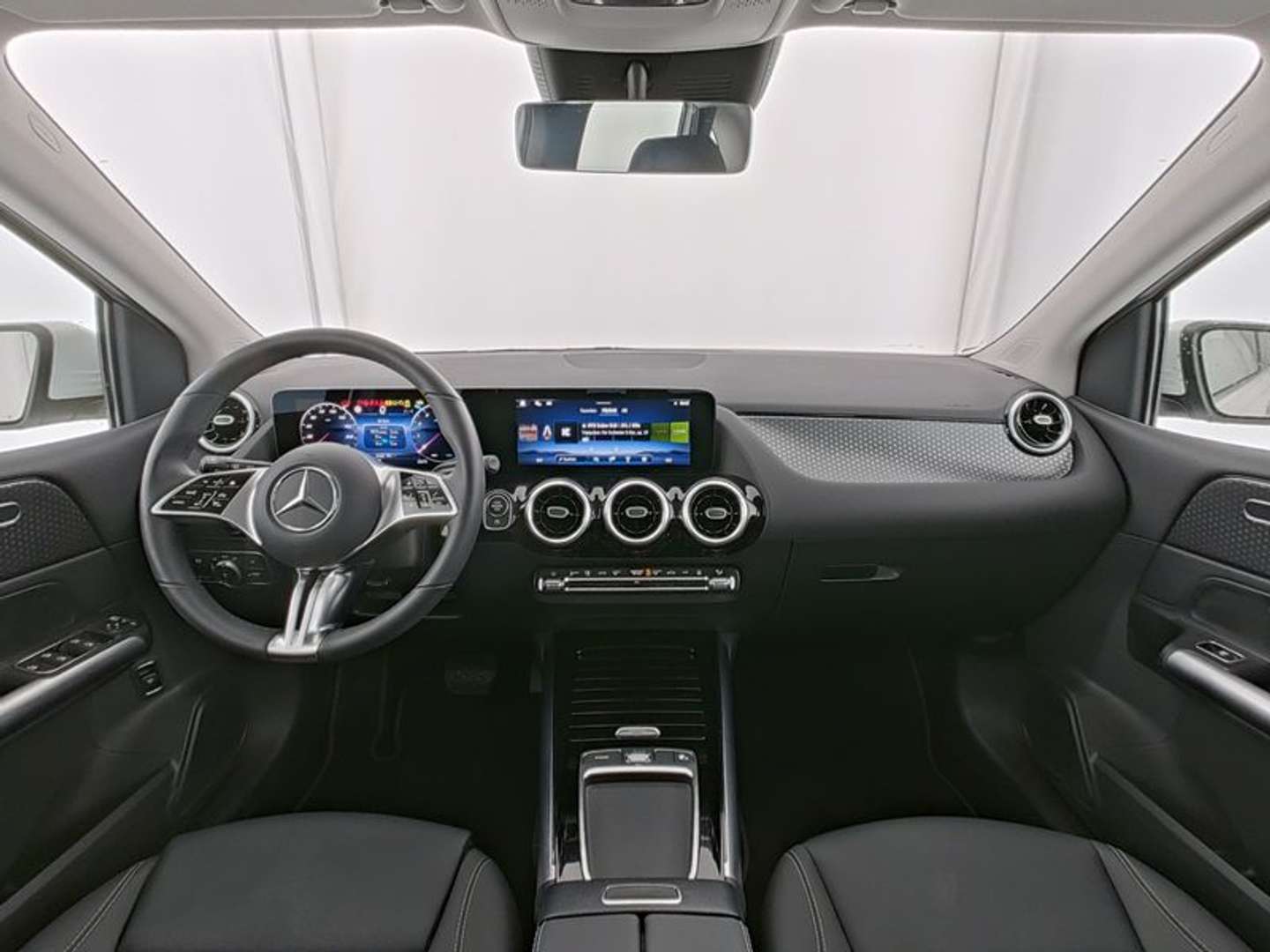 Mercedes Classe B 180 Progressive Line - 2024 - Joinsteer - #4
