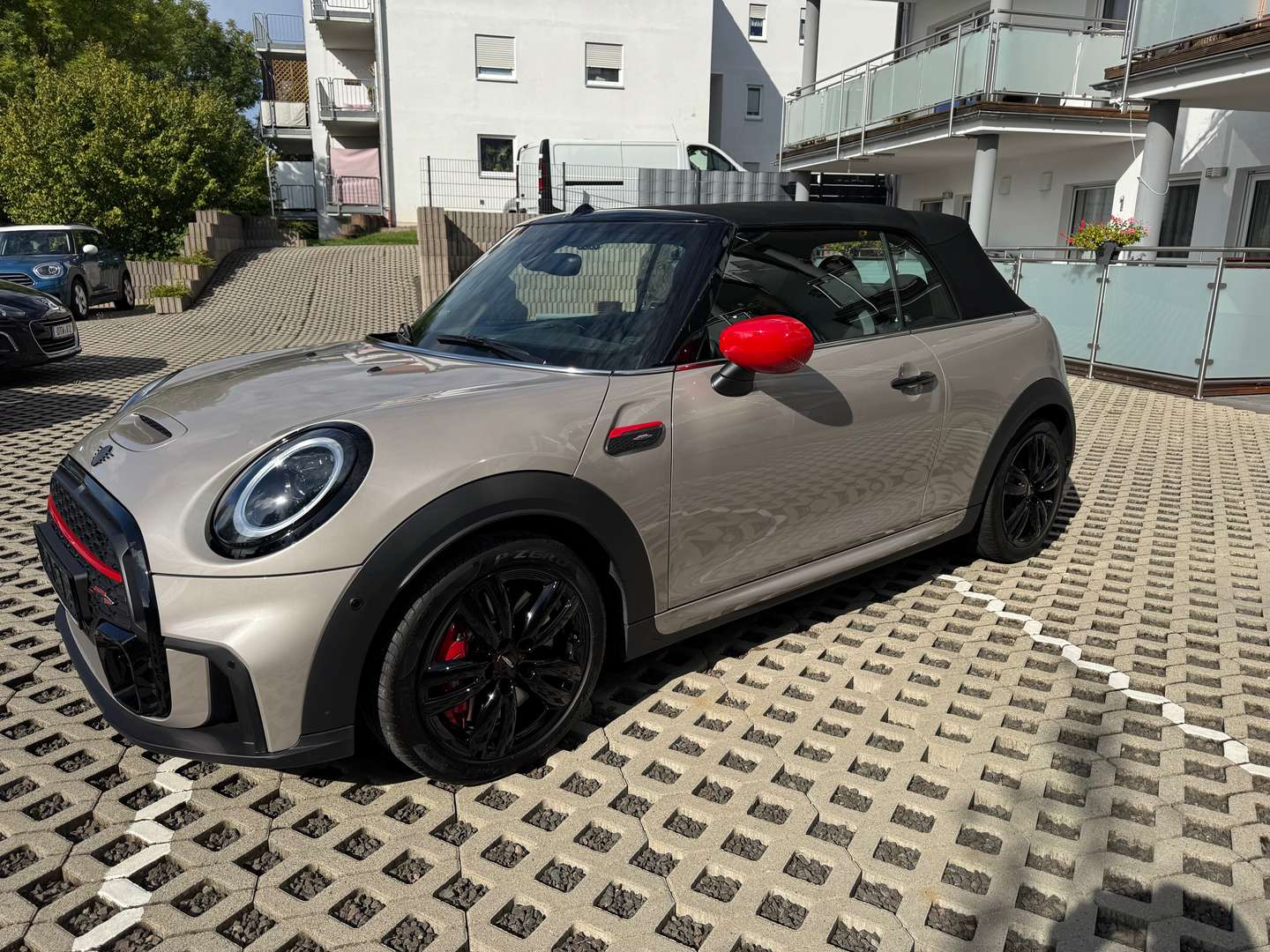 Mini Cabrio John Cooper Works - 2024 - Joinsteer - #2