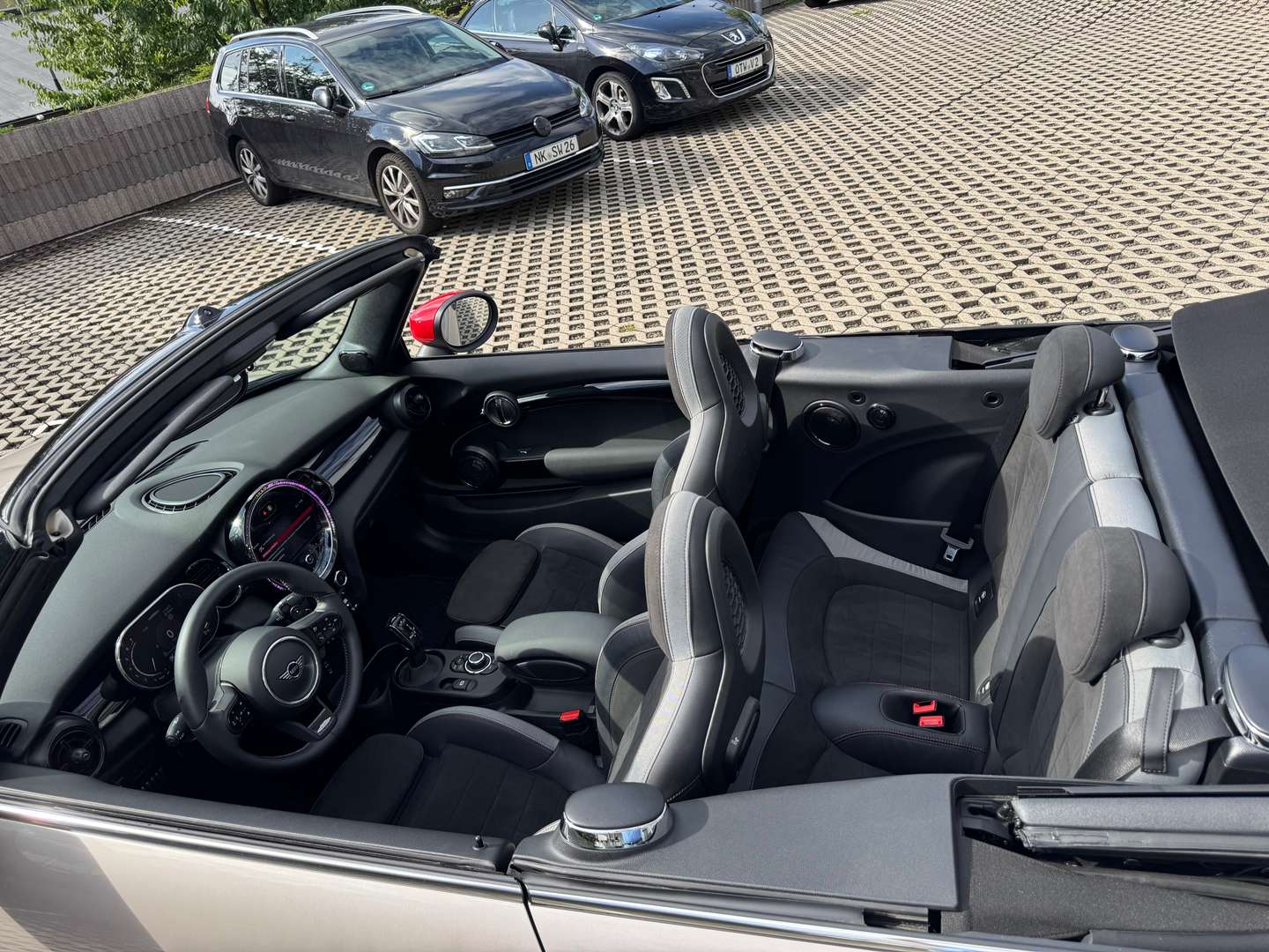 Mini Cabrio John Cooper Works - 2024 - Joinsteer - #19