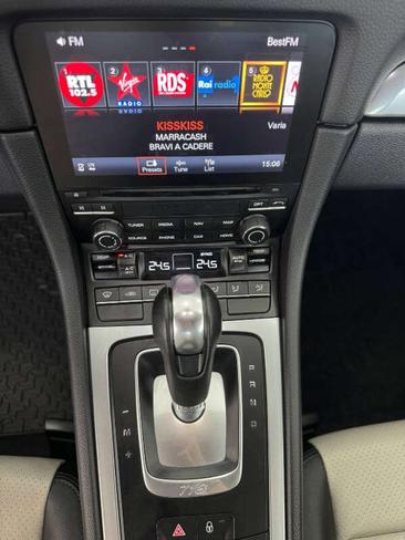 Porsche 718 Cayman T — photo 12