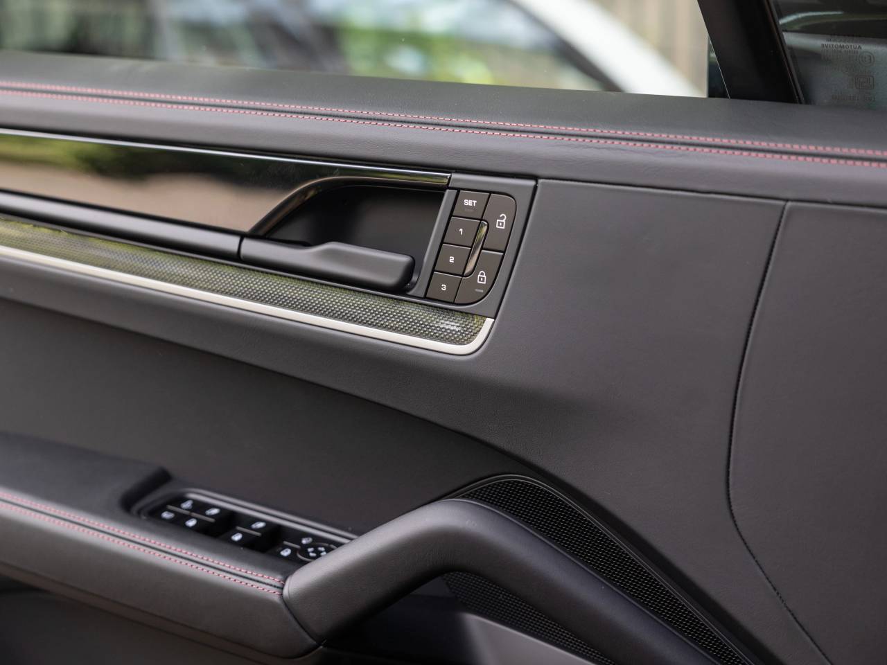 Porsche Cayenne III ph2 E-Hybrid - 2025 - Joinsteer - #24