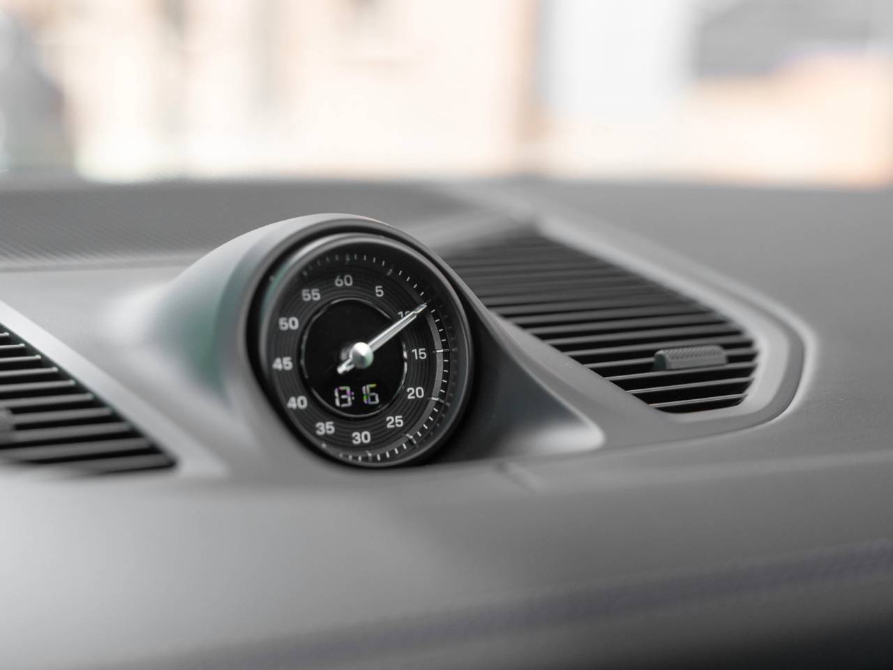 Porsche Cayenne III ph2 E-Hybrid - 2025 - Joinsteer - #31