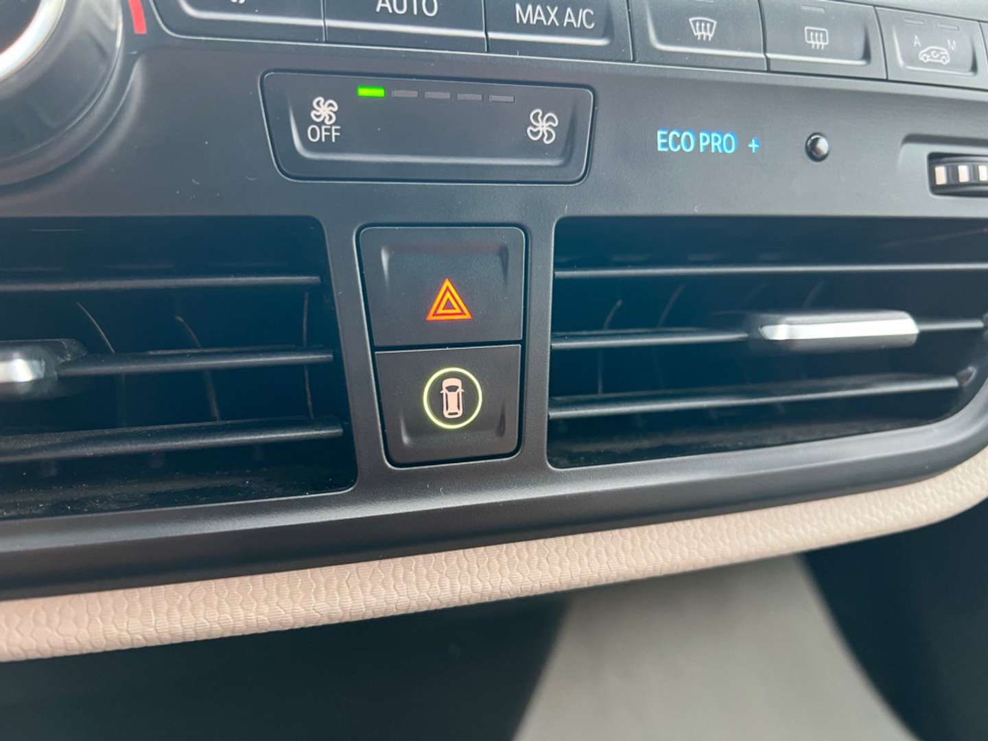 BMW I3 Executive Électrique - 2018 - Joinsteer - #37