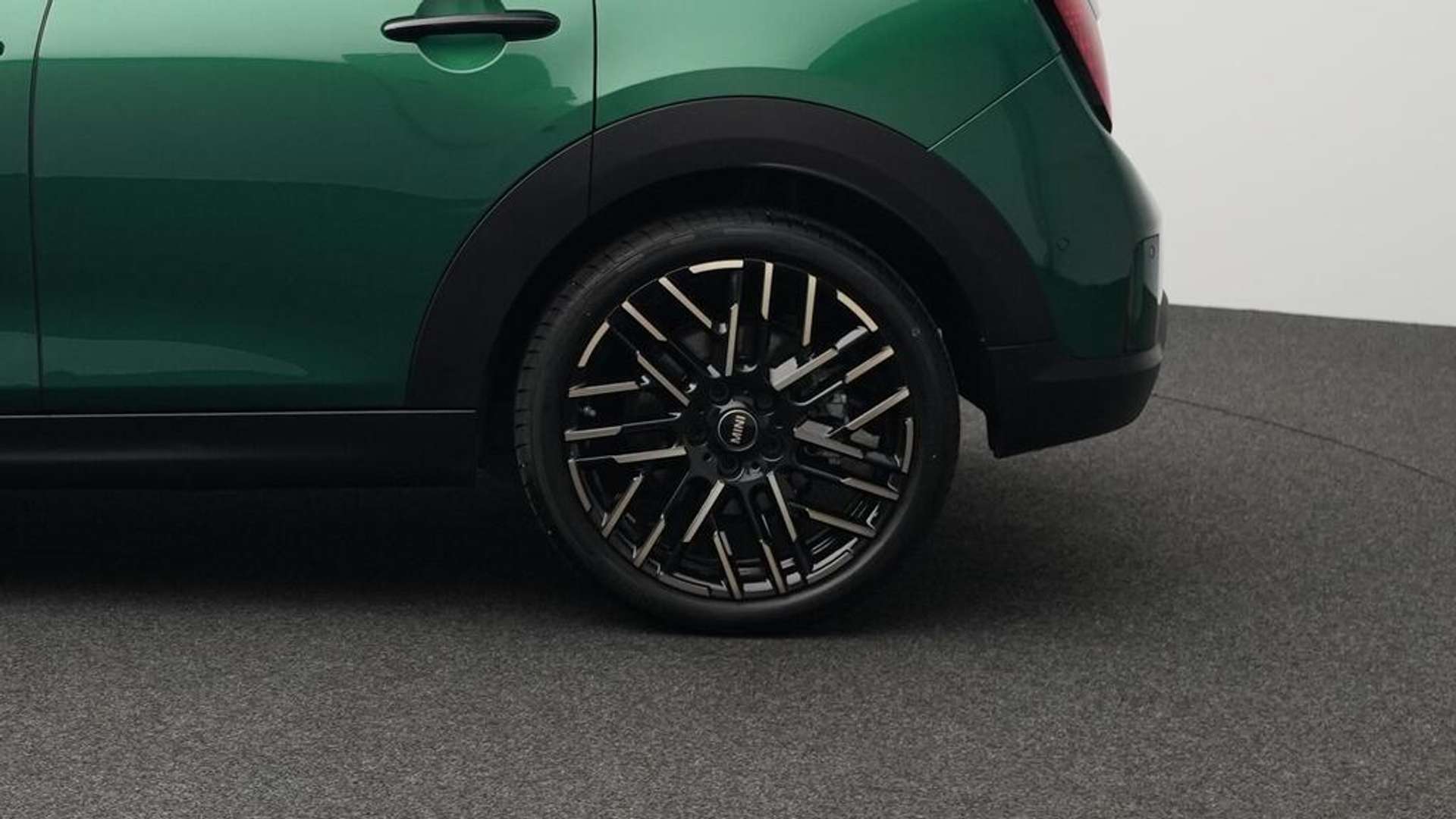 Mini Cooper Favoured_Essence - 2024 - Joinsteer - #12