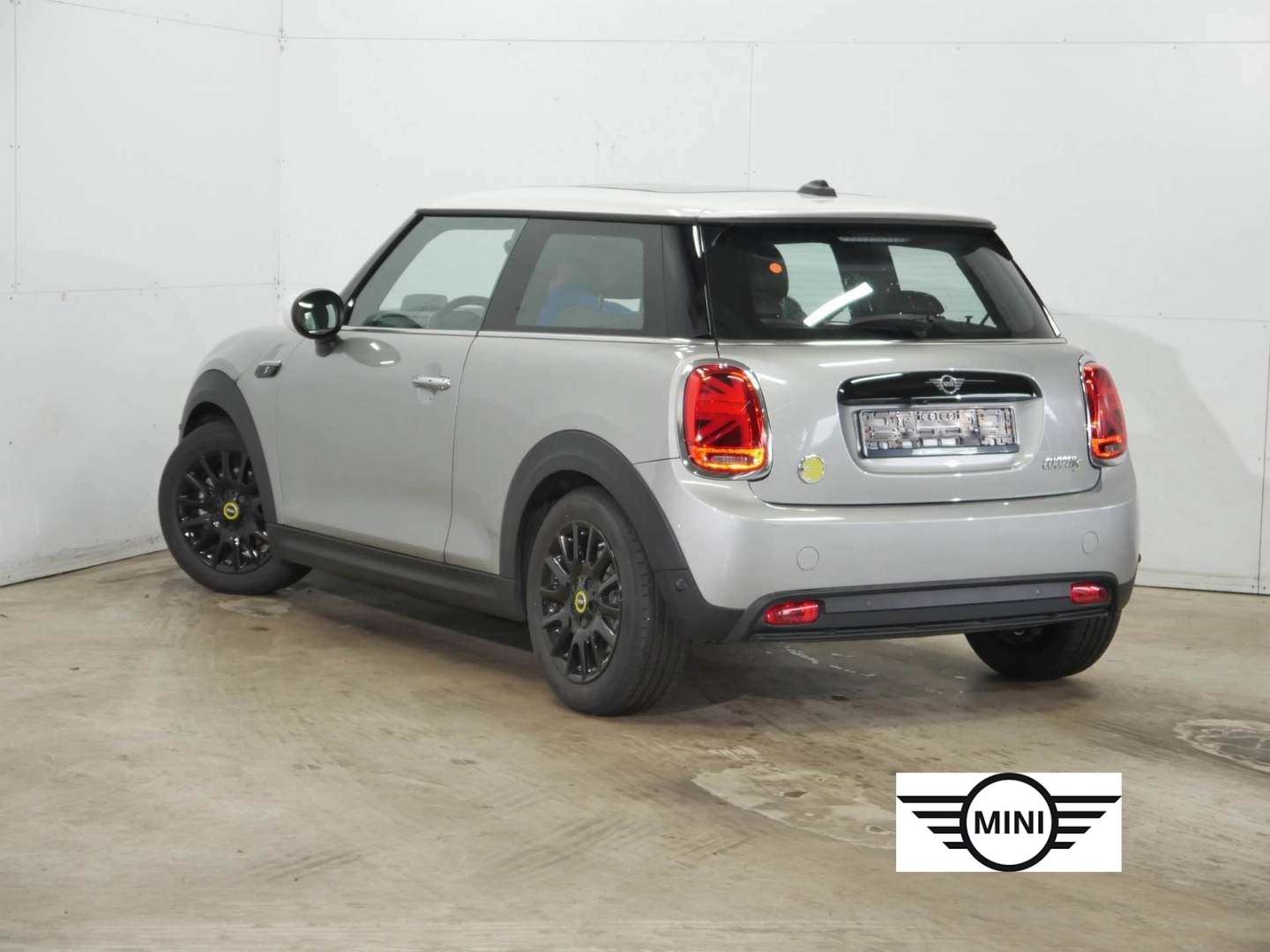 Mini 3 Portes Classic Cooper SE - 2023 - Joinsteer - #3