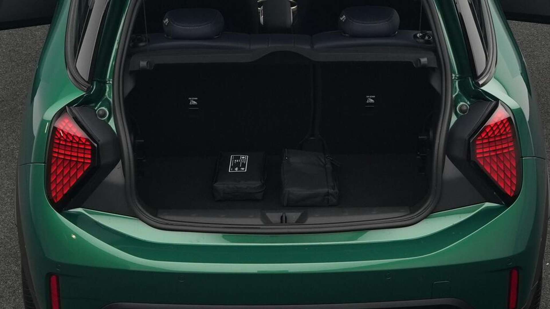 Mini 3 Portes Favoured Cooper S - 2024 - Joinsteer - #24