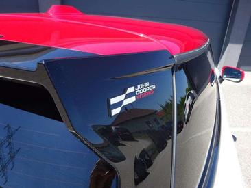 Mini 3 Portes JCW Trim Cooper SE — photo 10