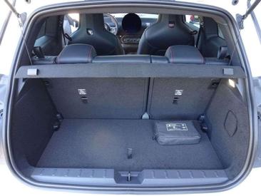 Mini 3 Portes JCW Trim Cooper SE — photo 26