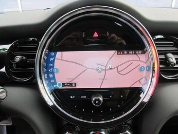 Mini Cooper S Cooper SE — photo 13