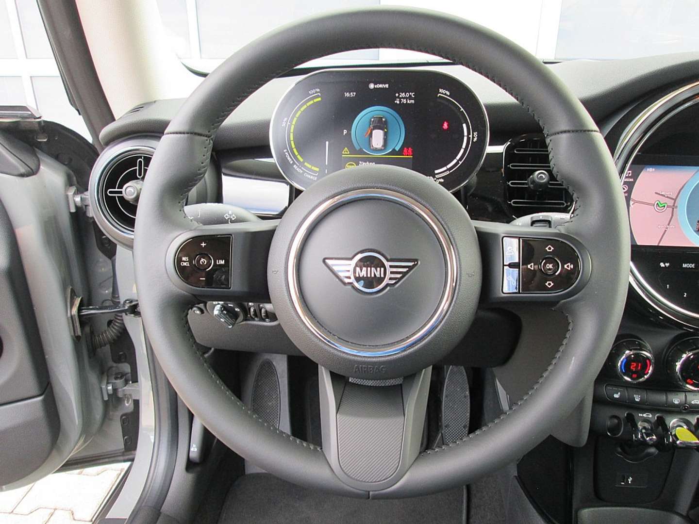 Mini Cooper S Cooper SE - 2021 - Joinsteer - #17