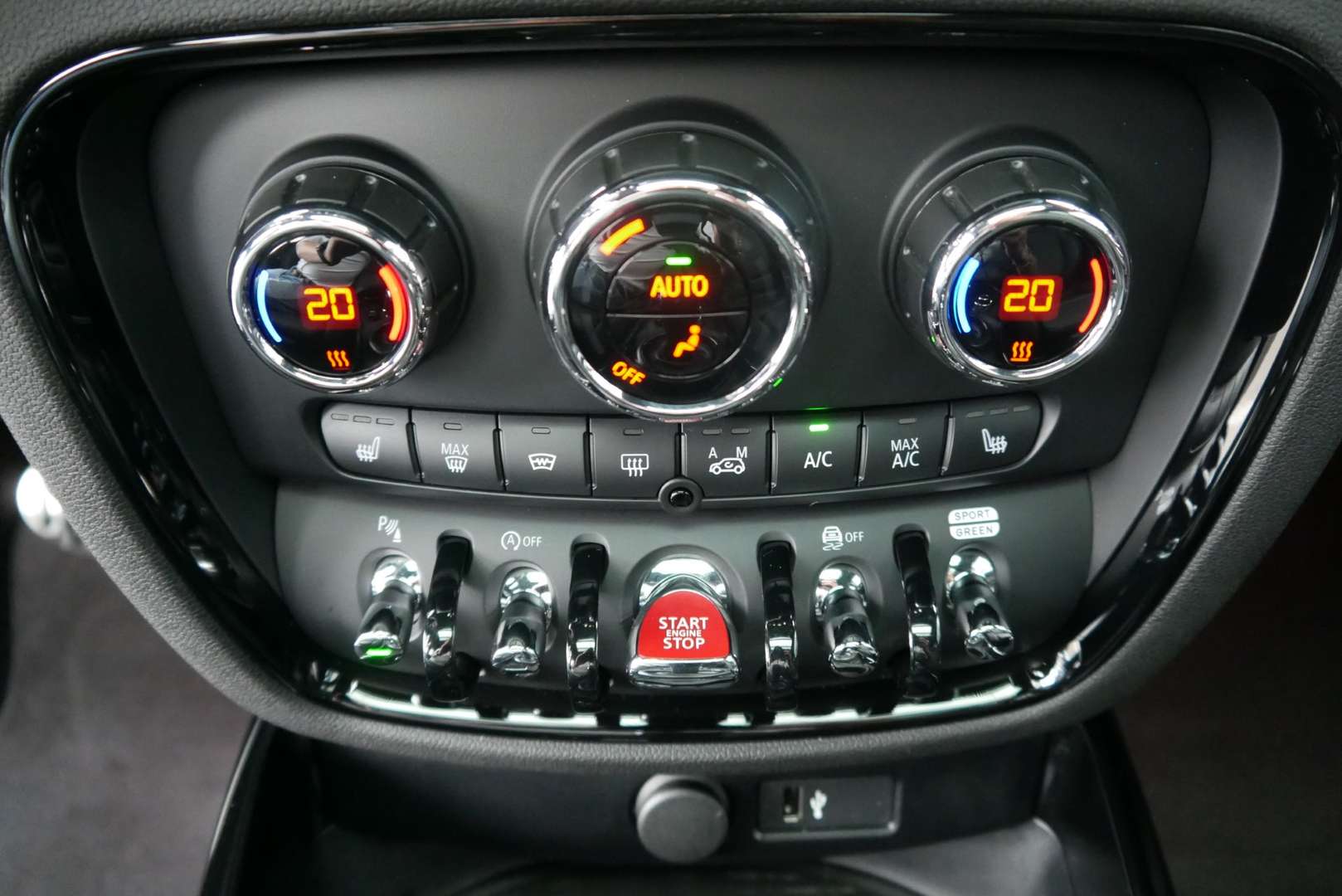 Mini Clubman John Cooper Works - 2024 - Joinsteer - #24