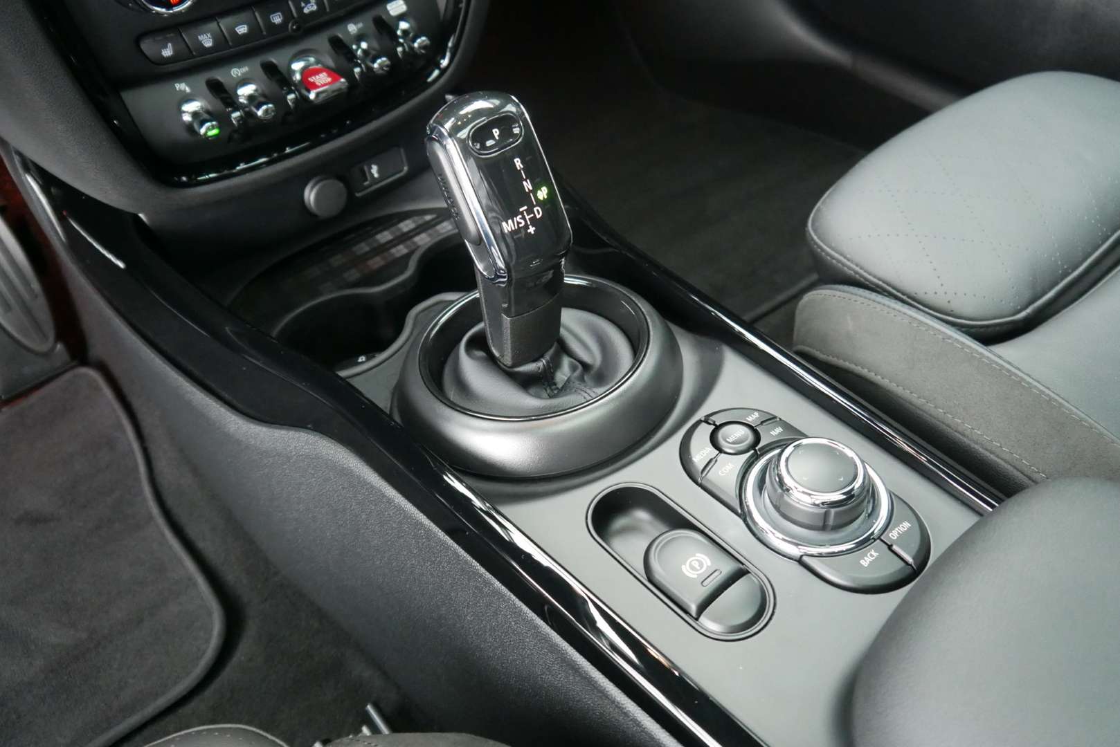 Mini Clubman John Cooper Works - 2024 - Joinsteer - #25