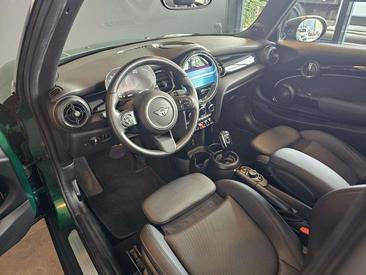 Mini Cabrio One Edition — photo 12