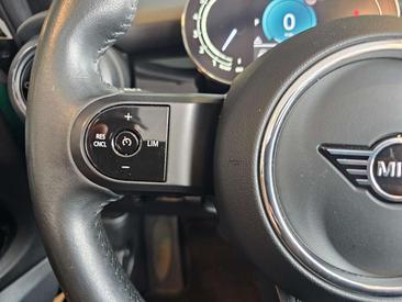 Mini Cabrio One Edition — photo 14