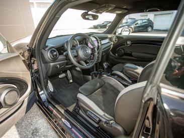 Mini 3 Portes JCW Trim Cooper — photo 4