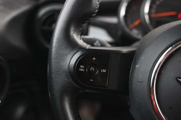 Mini Hatch / Citadine Cooper Classic — photo 12