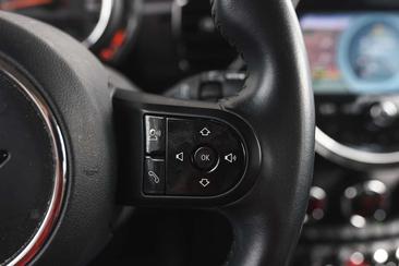 Mini Hatch / Citadine Cooper Classic — photo 13