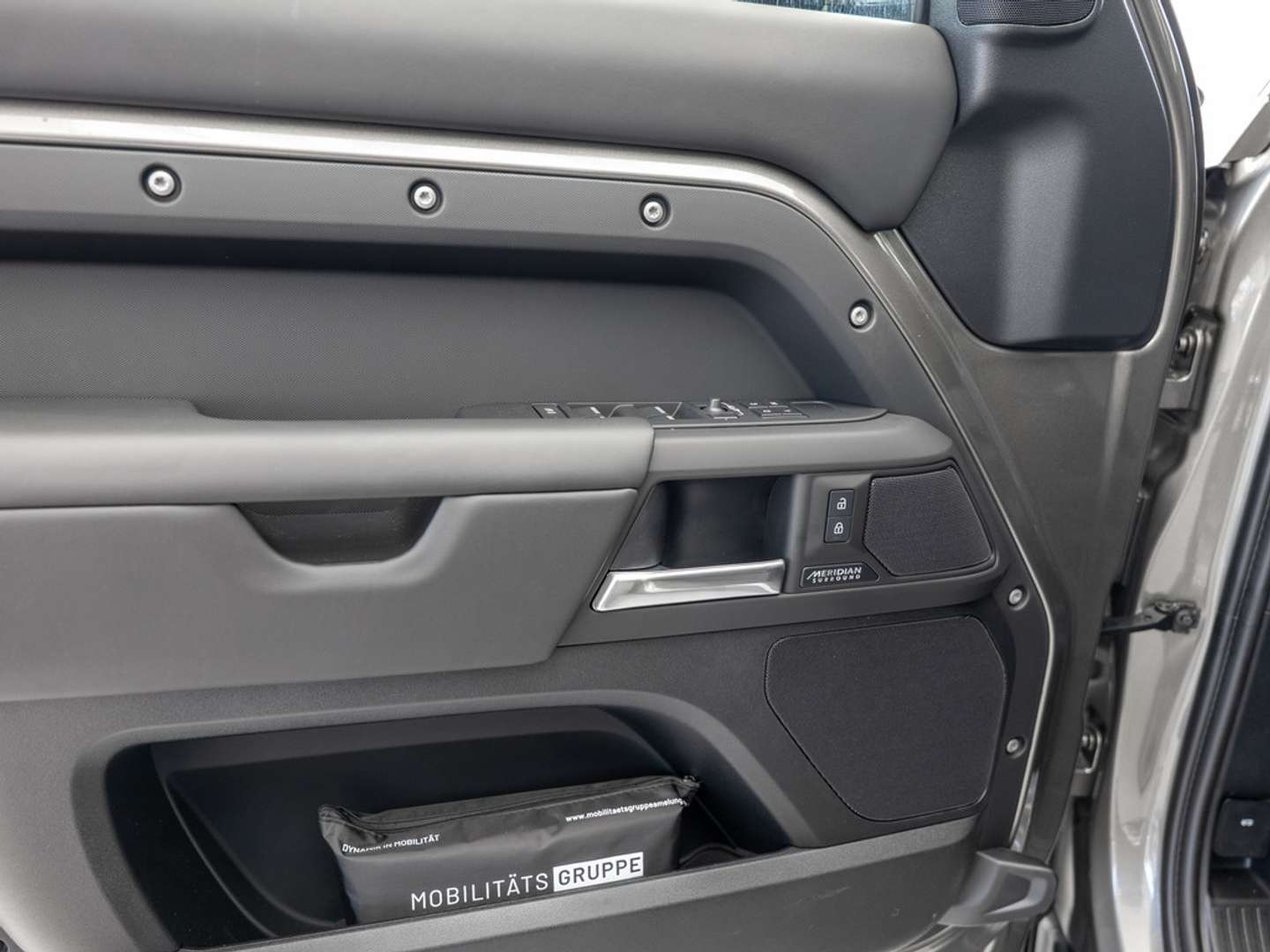 Land Rover Defender 110 X-Dynamic HSE D300 - 2025 - Joinsteer - #20