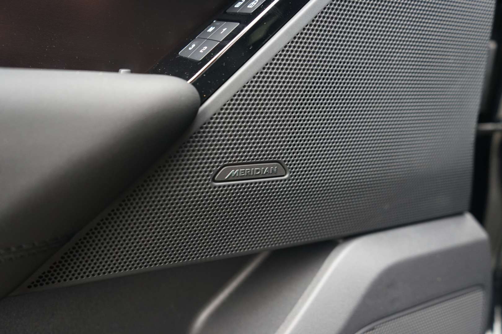 Land Rover Range Rover Velar Dynamic SE P400e - 2025 - Joinsteer - #16