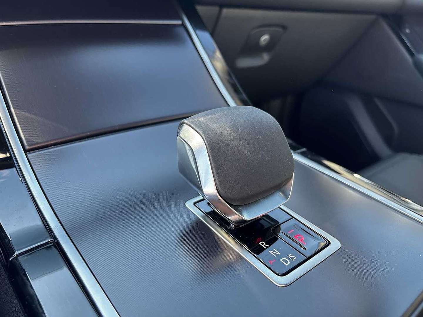 Land Rover Range Rover Velar D300 Autobiography - 2025 - Joinsteer - #11