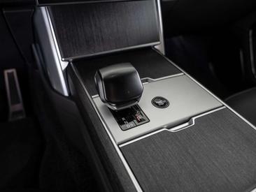 Land Rover Range Rover SV P615 — photo 13