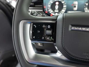 Land Rover Range Rover SV P615 — photo 15