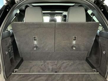 Land Rover Discovery D300 HSE Dynamic — photo 19