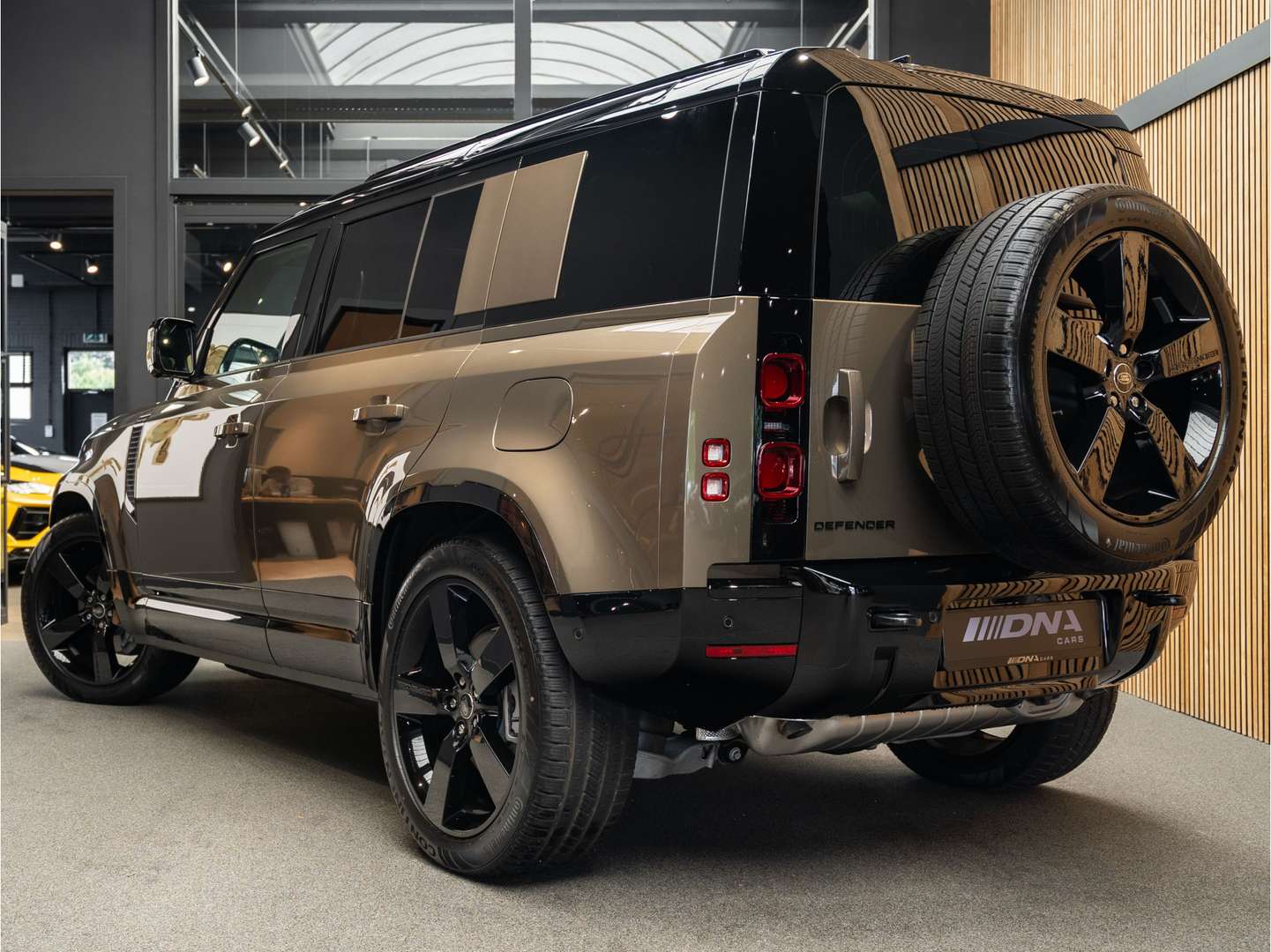 Land Rover Defender 110 X-Dynamic HSE P300e - 2025 - Joinsteer - #5