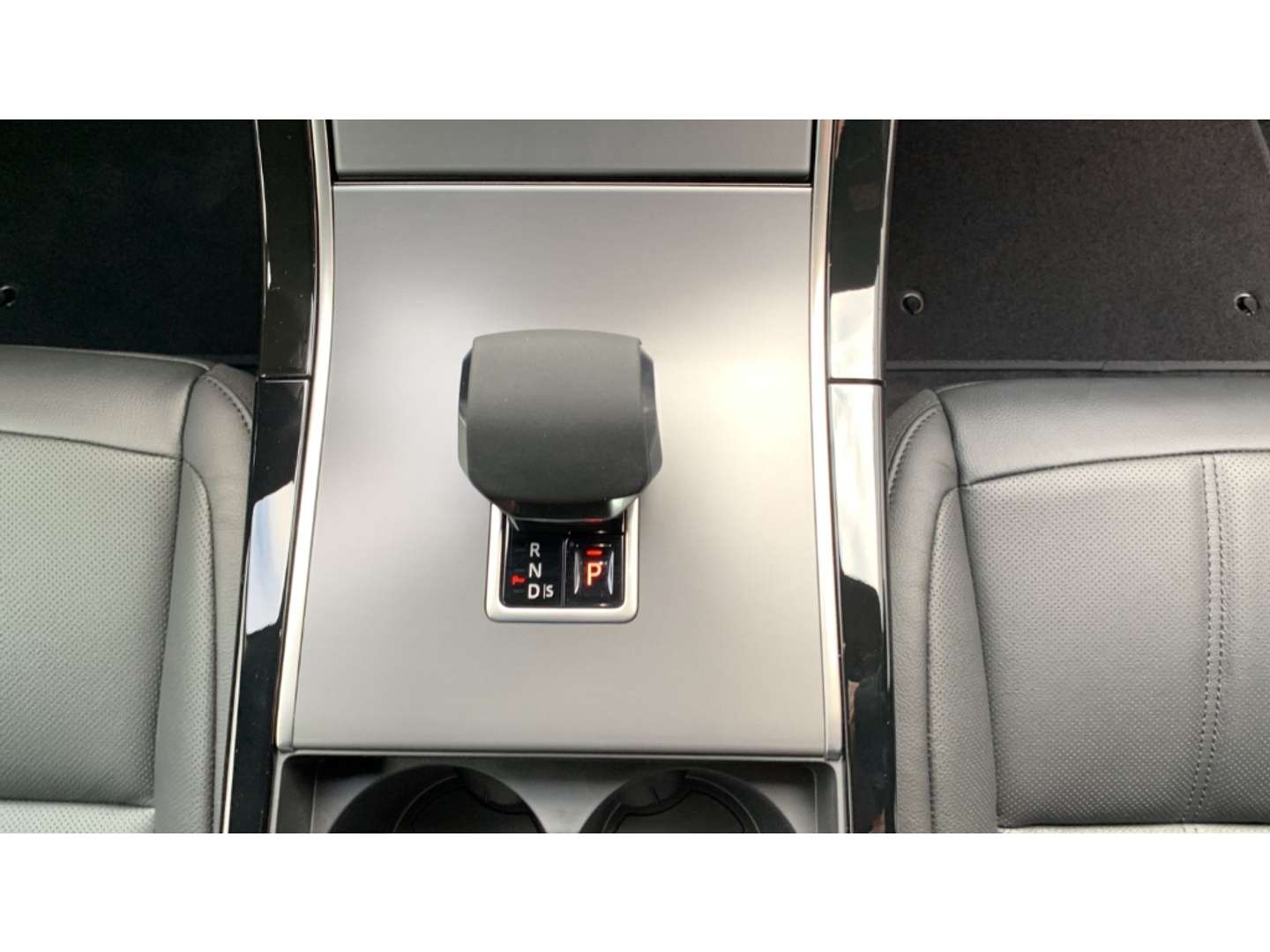 Land Rover Land Rover D165 Dynamic SE - 2024 - Joinsteer - #19