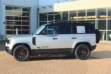 Land Rover Defender 110 D240 S — photo 2