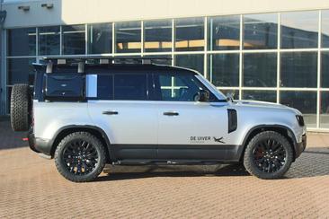Land Rover Defender 110 D240 S — photo 6