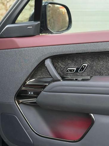 Land Rover Range Rover Sport Autobiography P510 PHEV — photo 17