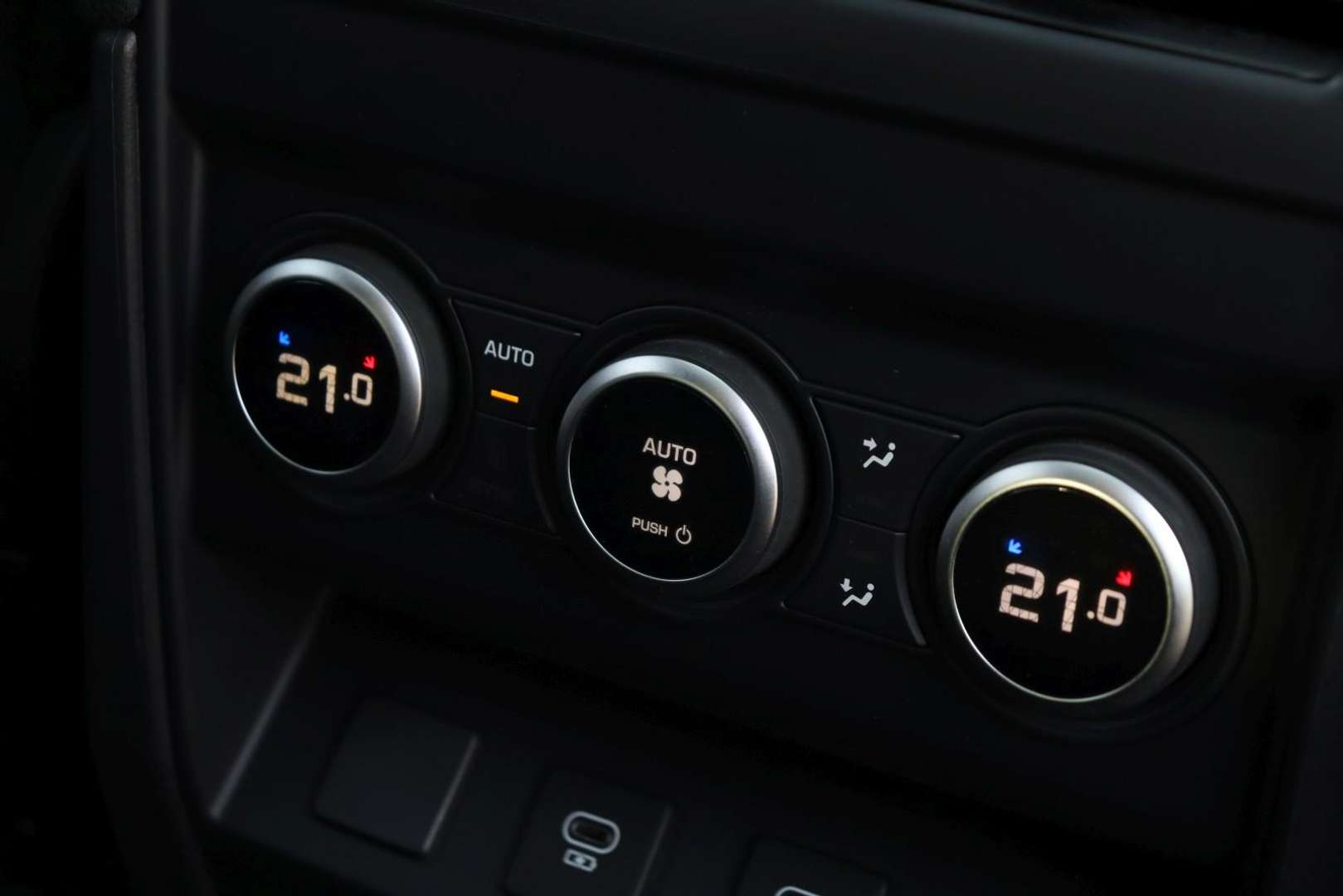 Land Rover Defender 130 Outbound D300 - 2024 - Joinsteer - #14