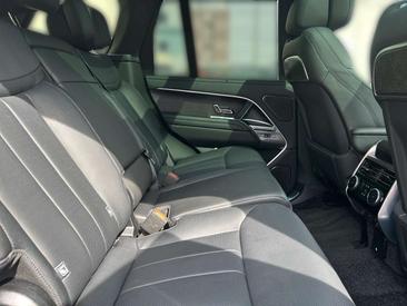 Land Rover Range Rover P550e Autobiography — photo 15
