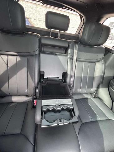 Land Rover Range Rover P550e Autobiography — photo 17