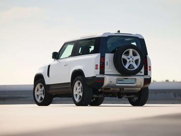 Land Rover Defender 90 D200 SE — photo 3