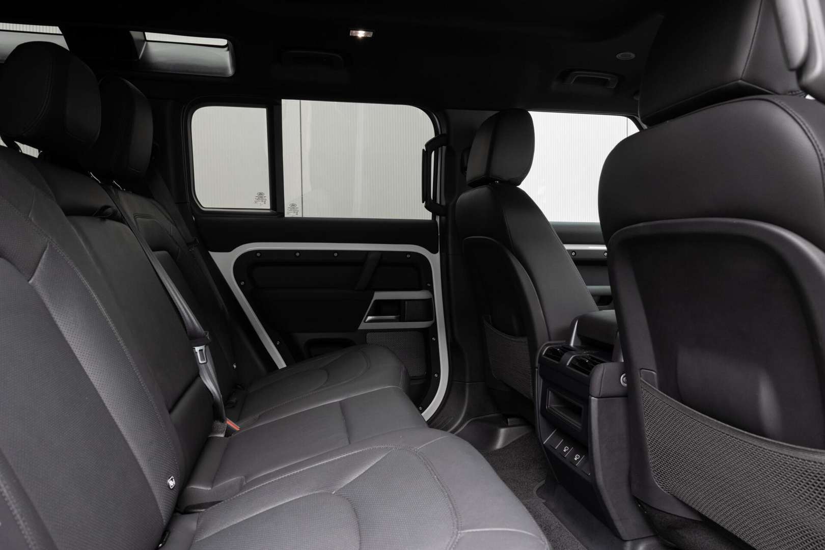 Land Rover Defender SE D250 MHEV - 2022 - Joinsteer - #11