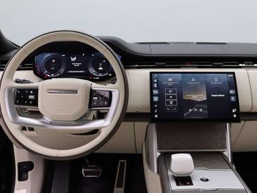 Land Rover Range Rover SV P550e — photo 7